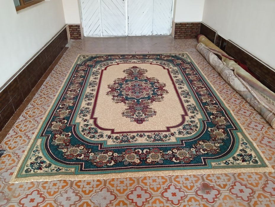 Ковёр 3.5*2.5 в идеальном состоянии