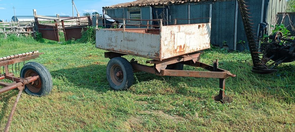 Продам трактор с оборудованием