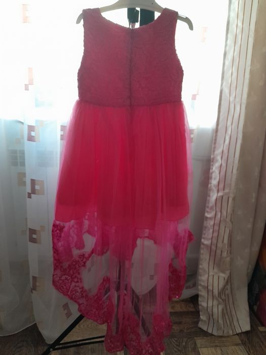 Продам платье для девочки