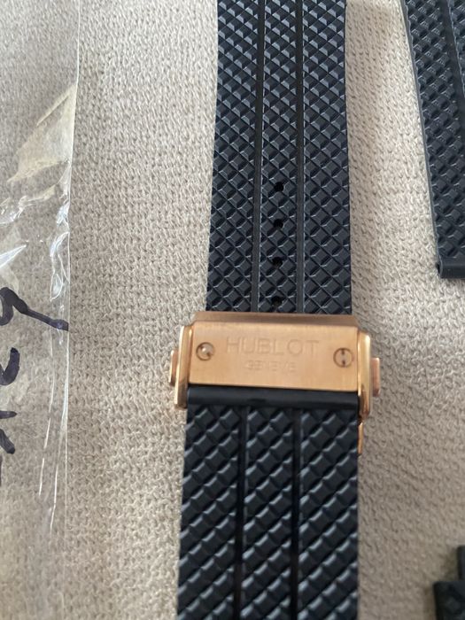 Каишка за Часовник Hublot !