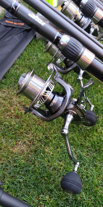 Set 3 Lansete 3,90m,3 Mulinete 10.000 Long Cast,Rod Pod,Senzori