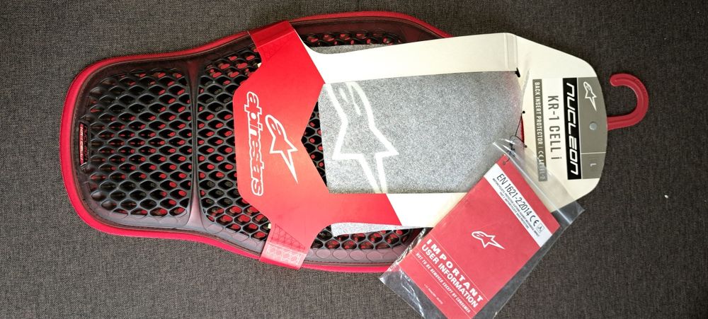 Alpinestars протектор