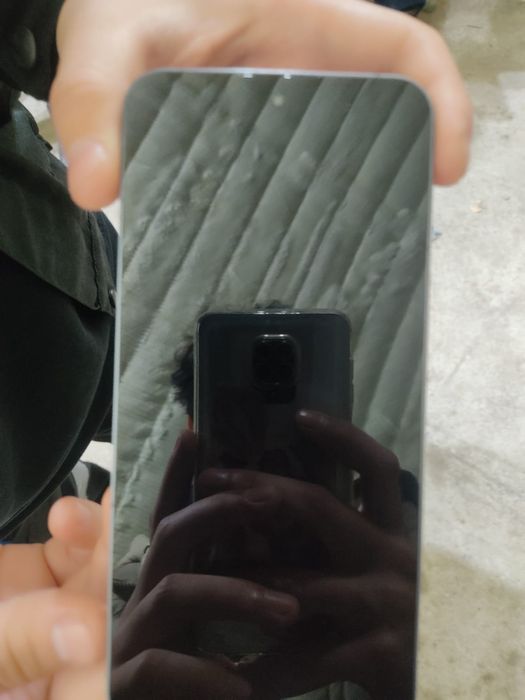 Продам телефон хороший