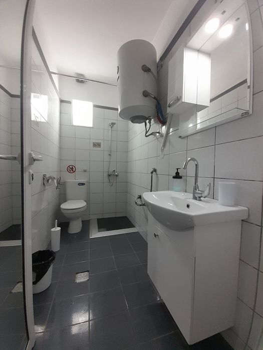 Дава се под наем Едностаен апартамент в Хасково, Промишлена зона - Юг - 55 кв.м за 60 € - Снимка #4