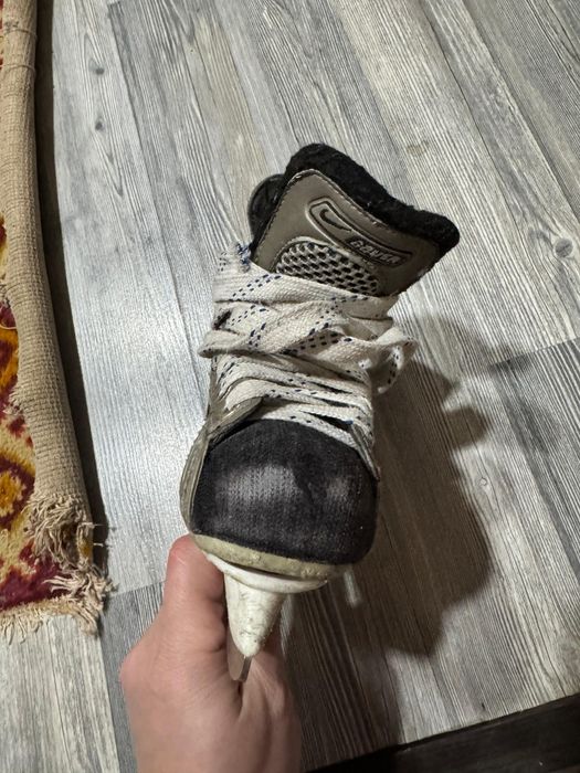 Коньки хоккейные