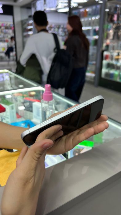 Iphone 16 Белый 128 гб