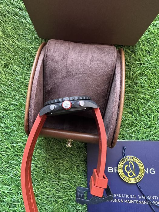 Часовниk Breitling Endurance pro 45 mm