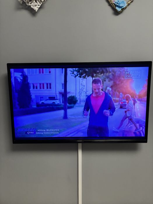 Televizor HORIZON HD 101cm