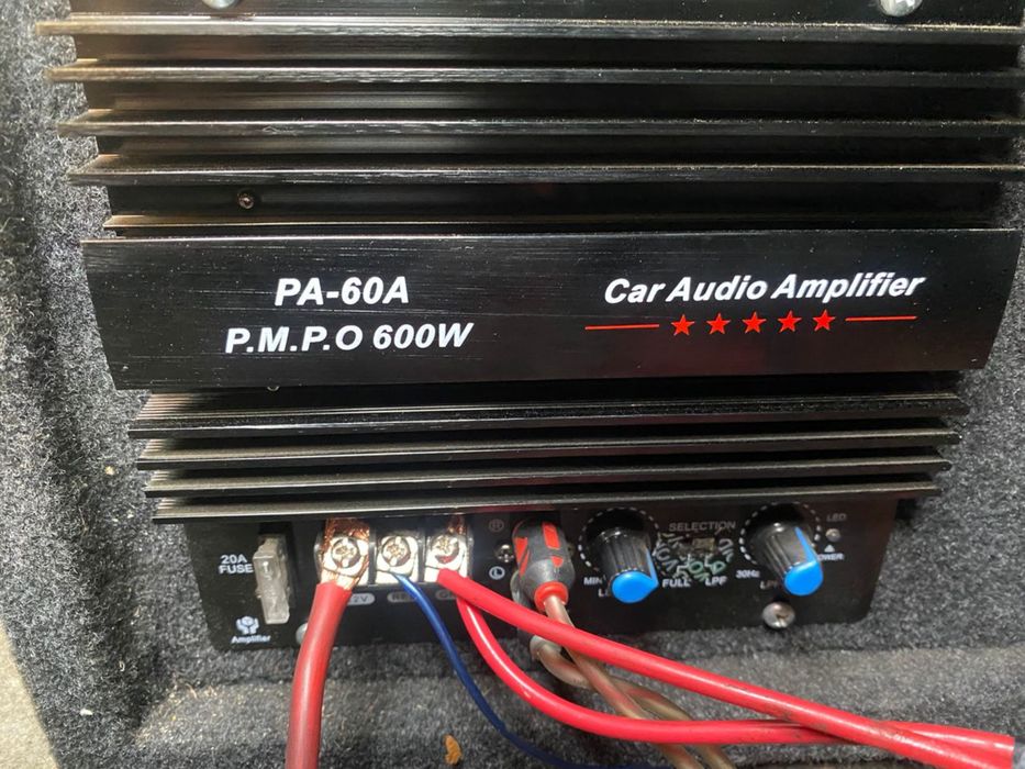 Сабвуфер активный