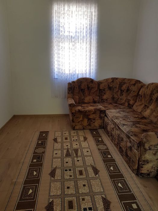 Vand casă zona centrala sat Berivoi !!!