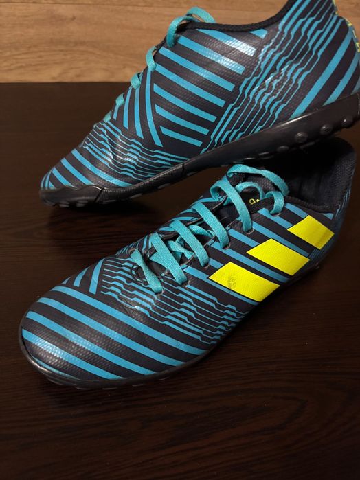 Бутонки и стоножки