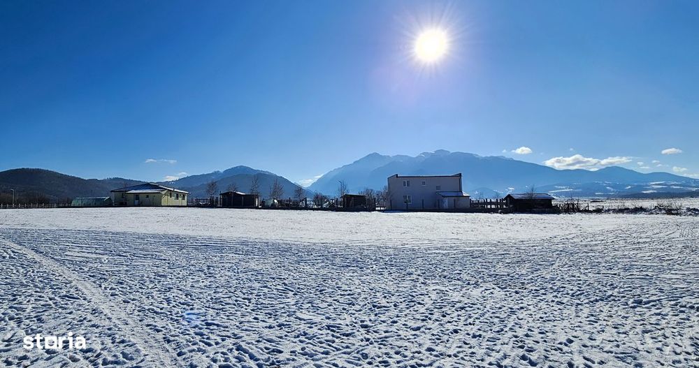 Teren cu panorama superba și pârâu, în Râșnov, zona Pănicel - Glăjerie