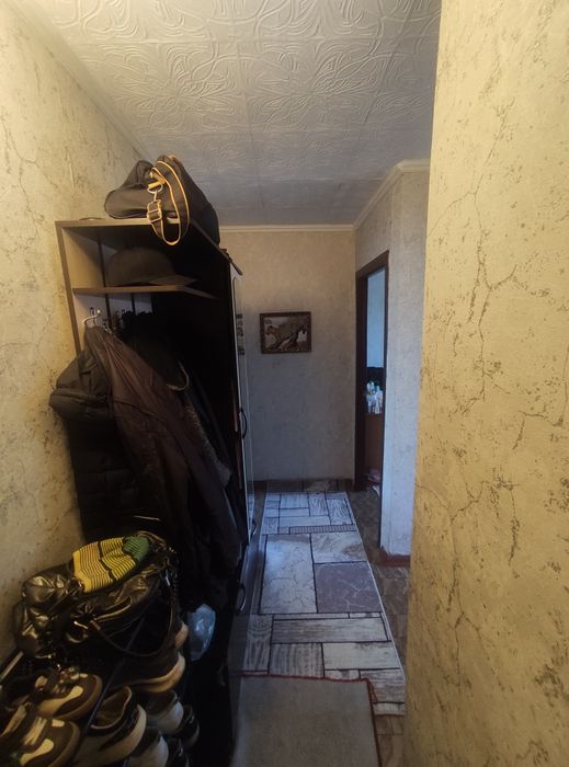 Продам квартиру за 16 микрорайон дом 9
