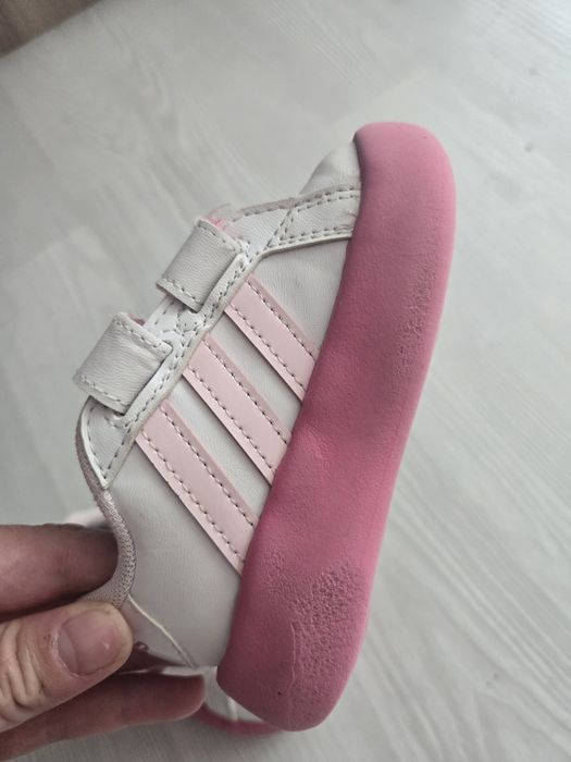 Бебешки обувки Adidas