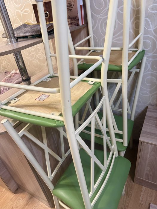 Стульчики 4 штук