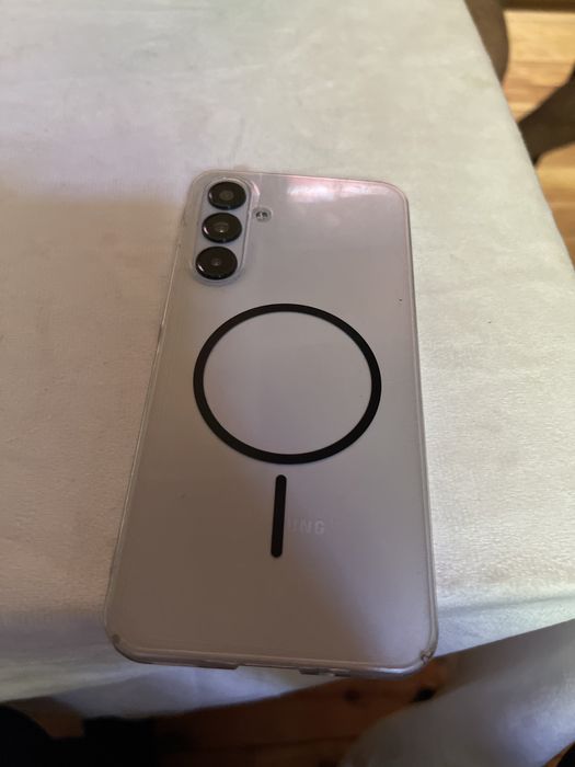 Samsung A16 с гарантийе