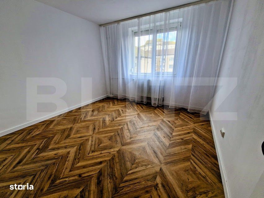 Apartament cu 3 camere, Corneliu Coposu