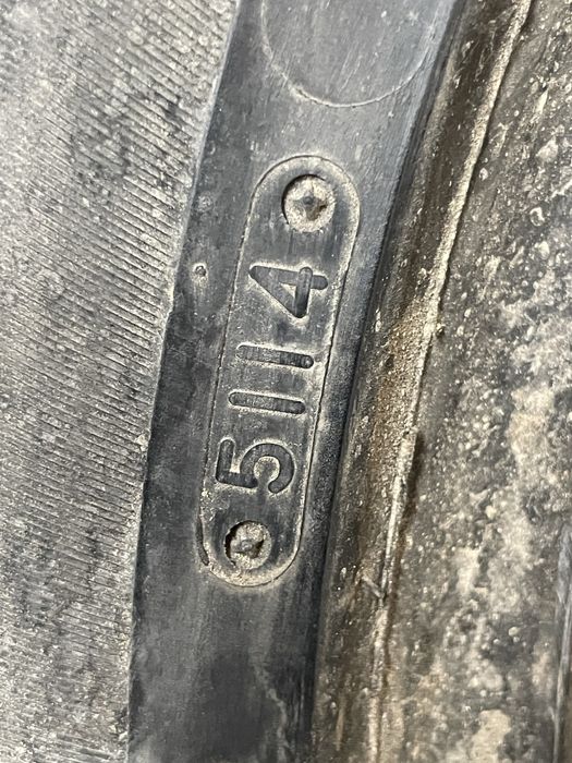 2 шт. покрышки 245/45/17