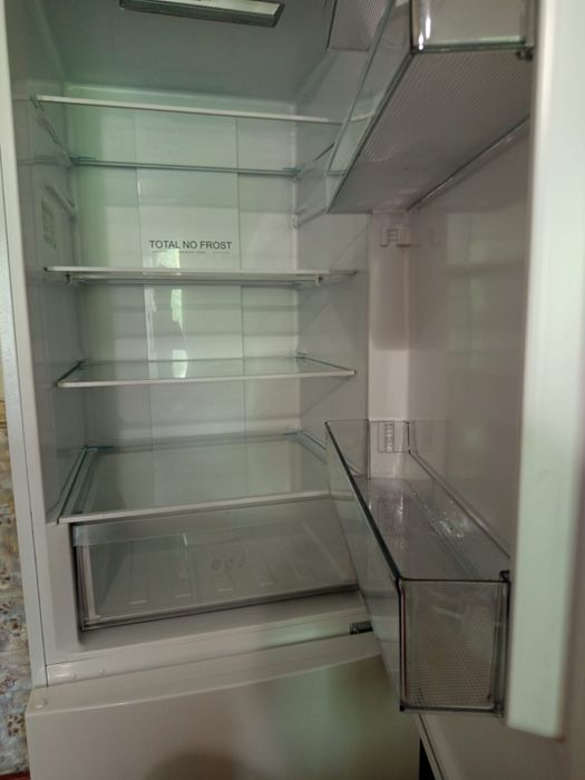 Продам холодильник