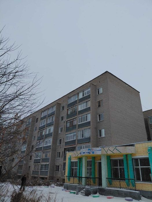 продам квартиру 3-комнатную