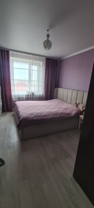 Продаю квартиру 8-й микрорайон  11 дом