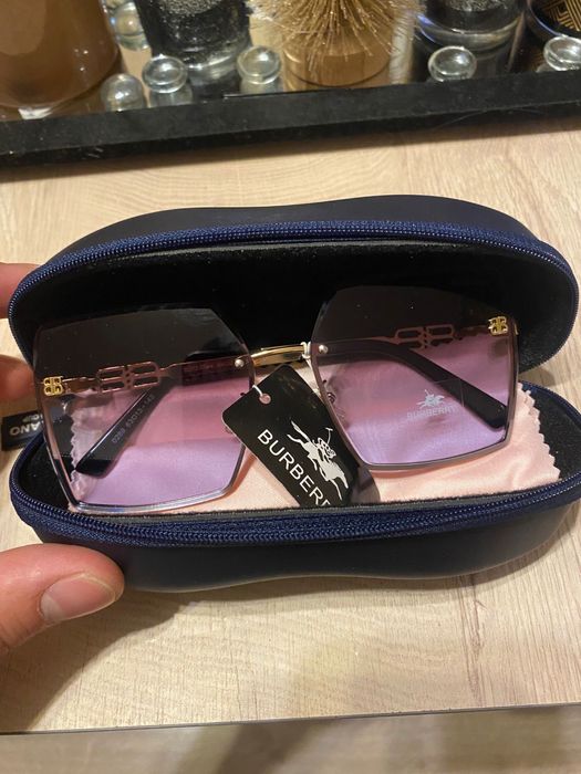 Слънчеви очила BURBERRY