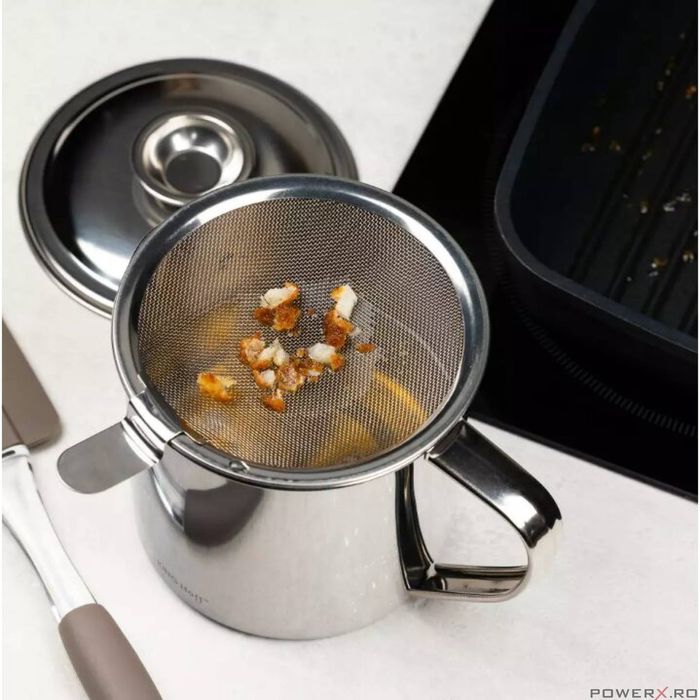 Recipient pentru stercurarea uleiului, cu capac si sita cu filtru,