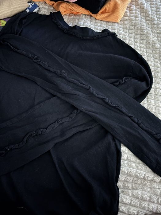 Дамски блузи и топове