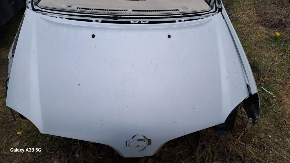 Преден капак за Нисан алмера тино/Nissan Almera Tino 2000-2006г