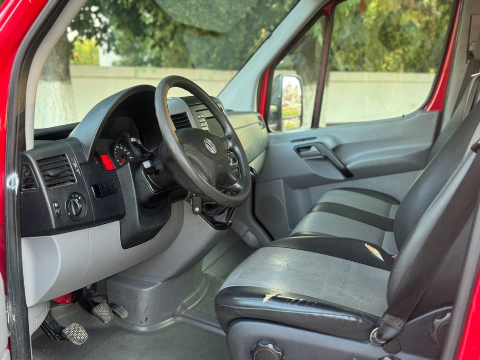 Volkswagen crafter, An 2015 - Euro 5, Basculabila, cu clima, se conduce cu cat. b
