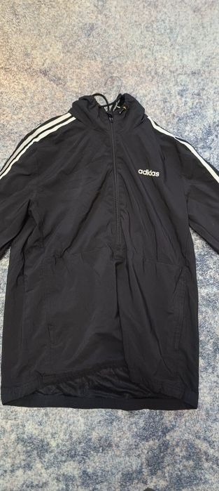 Bluza Adidas cu gluga, marimea M, purtata foarte putin
