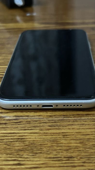 IPHONE 11 128 GB в отличном состоянии