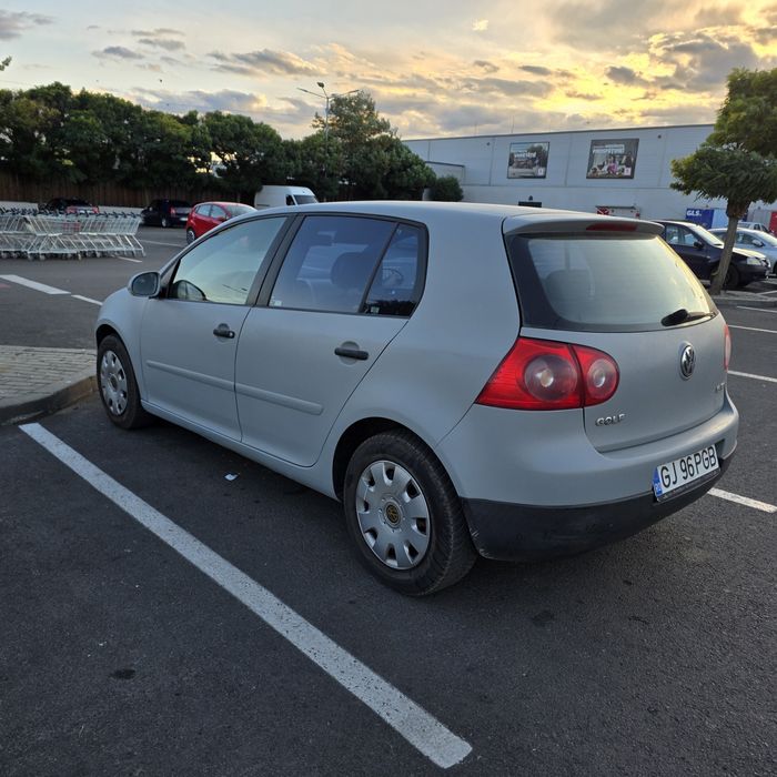 Volkswagen Golf 2004 diesel, 2.047 € — imagine 4