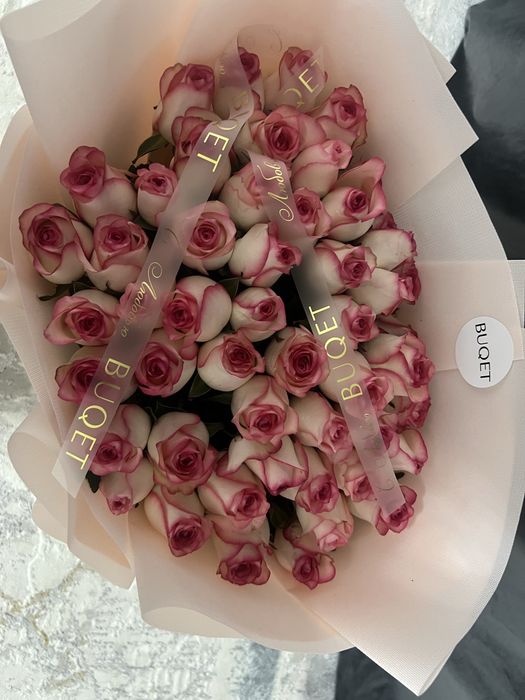 Продам 51 штук розы