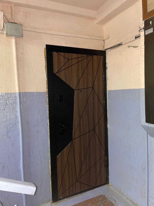 Продам 2 комнатную квартиру