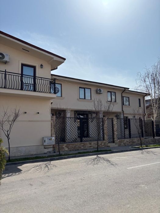 Inchiriem casa Tomis  2