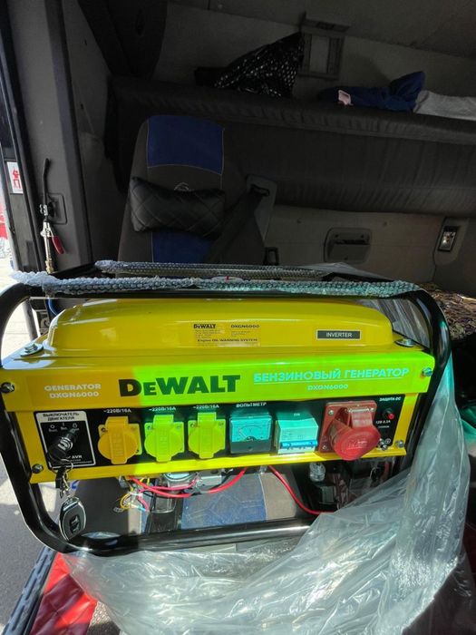 Продам электро генератор фирмы DeWALT DXGN6000