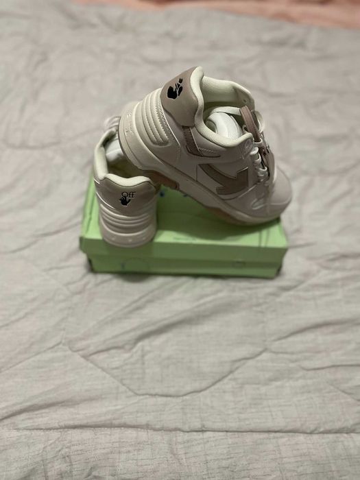 Off-White Out Of Office (43) Noi cu cutie