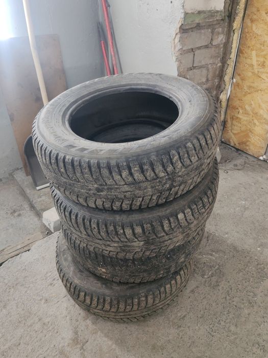 Продам зимные шины