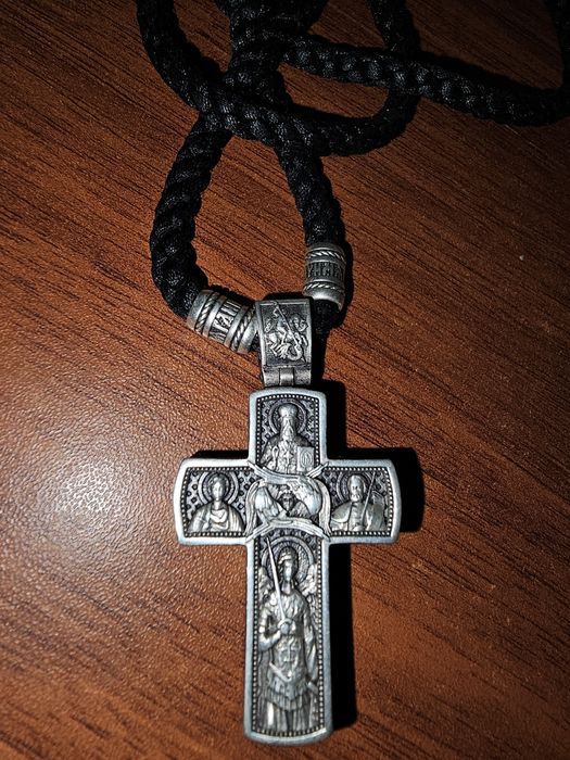 Крест серебряный