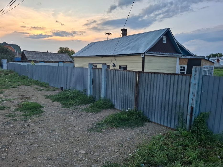 Дом с большой территорией