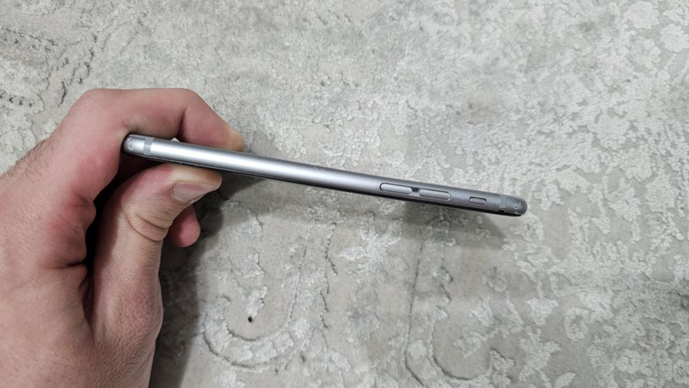 iPhone 6 silver 16Gb