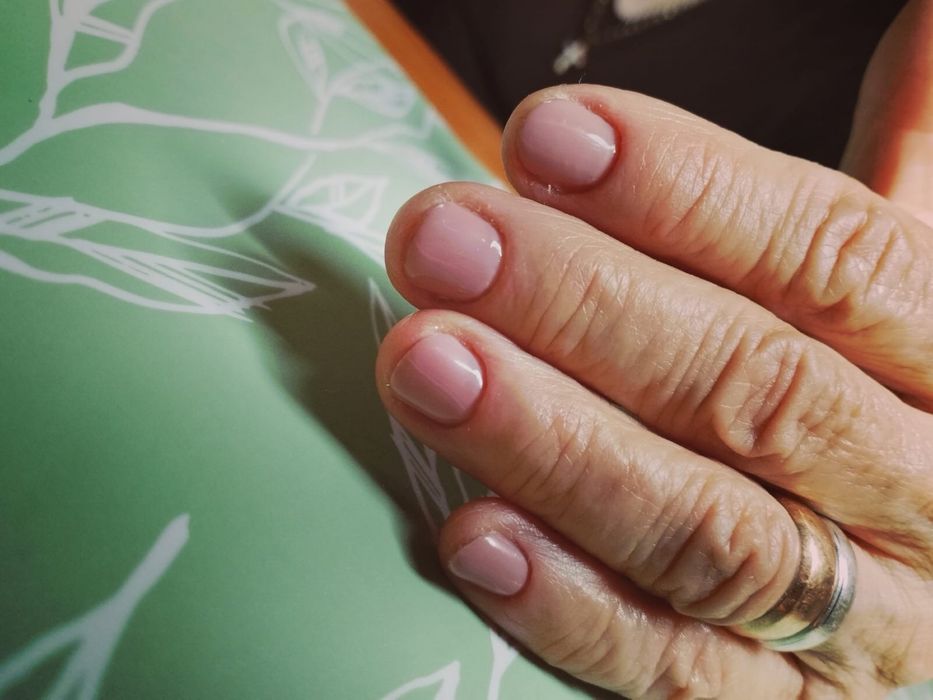 Unghii cu gel /Pedichiura semi