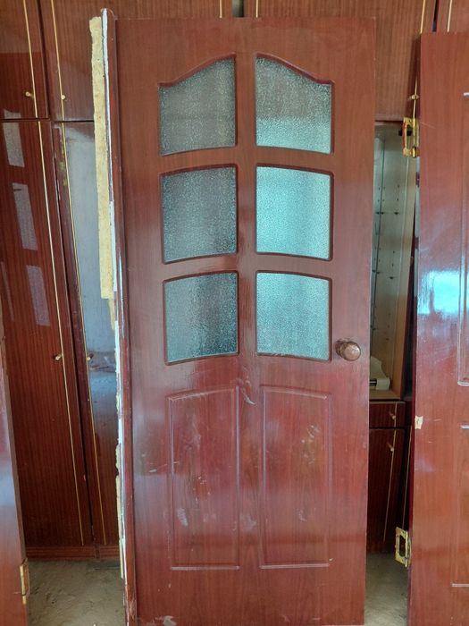 Продается двери 10 шт