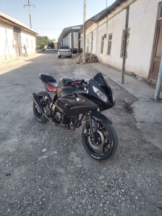 Motosikl s 1000 rr 250 CK
