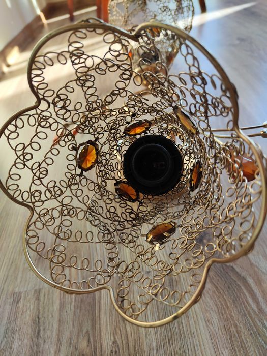 Чисто нов полилей