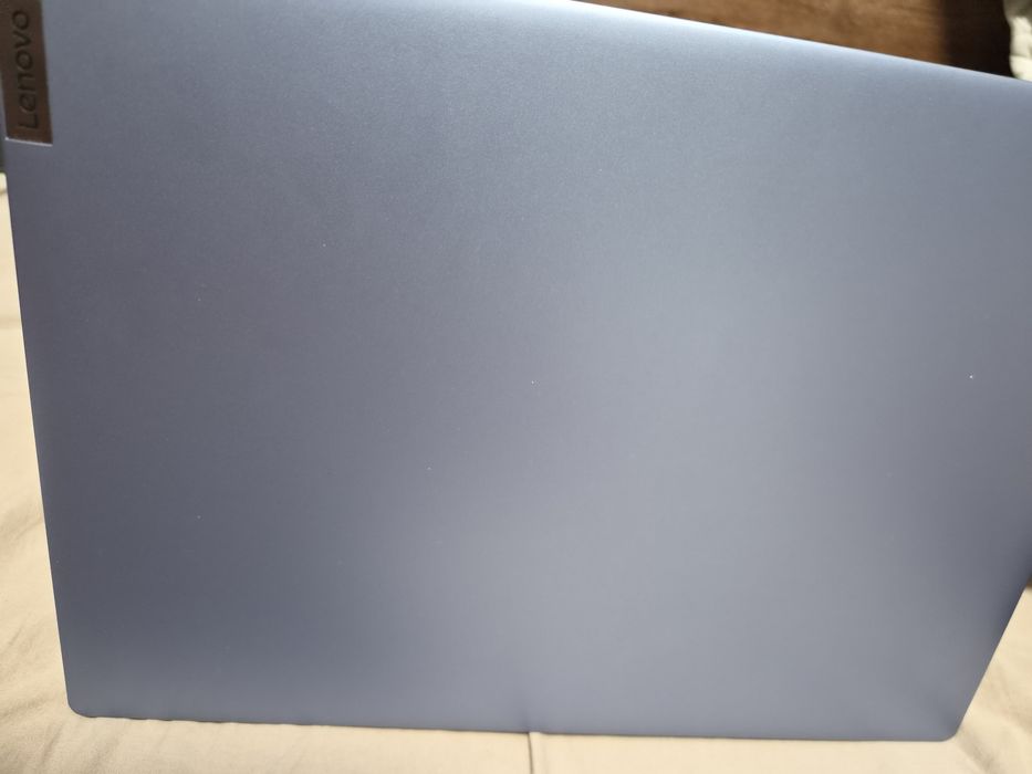 Lenovo IdeaPad – отлично състояние, SSD, оригинално зарядно