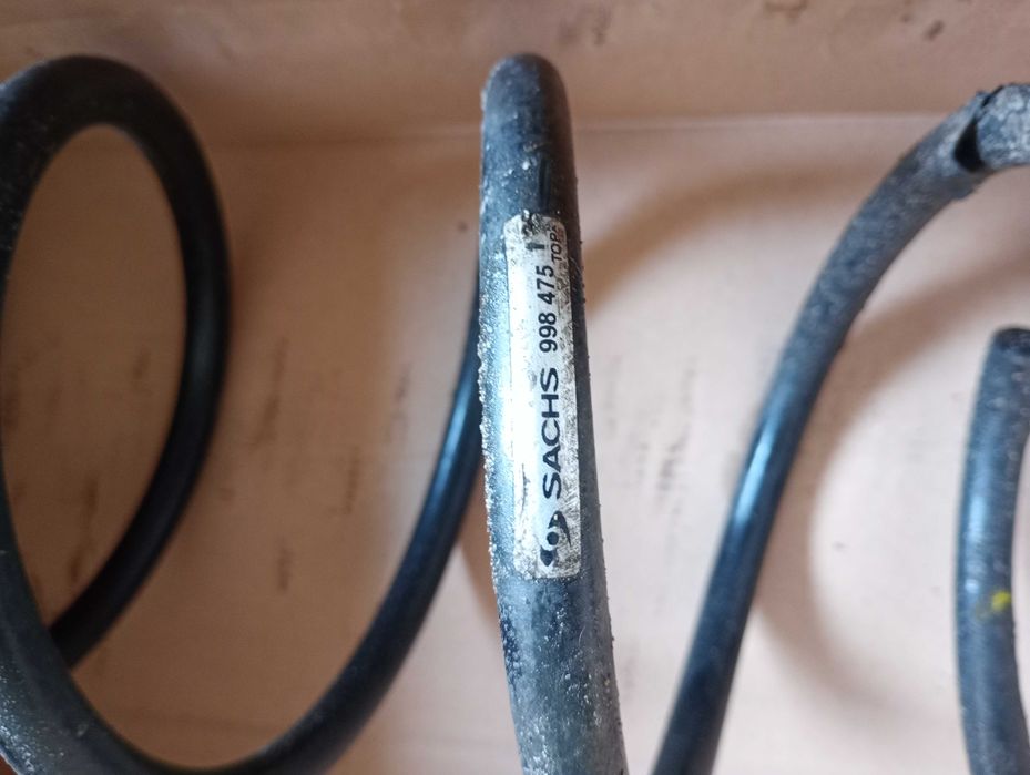 Предни пружини за БМВ Е60/Е61 Sachs