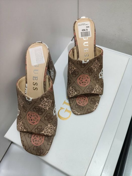 Sandale Guess Monogram