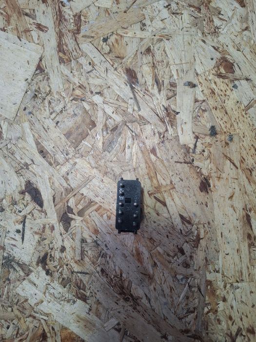 Продам запчасти от Mercedes 124